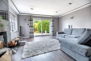 Lounge- click for photo gallery